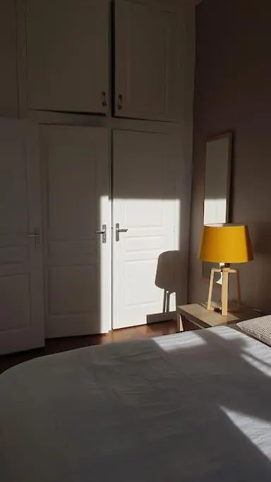 Apartament Superbe 2 Pieces Avec Grande Terrasse, Classe *** Marsylia Francja